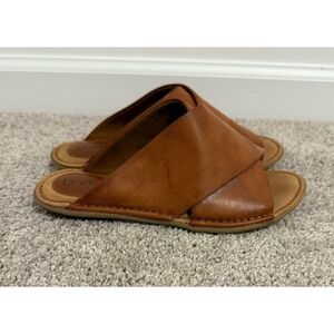 B.O.C Brown Leather Criss Cross Slip On Comfort‎ Slide Sandals Women's SZ 6